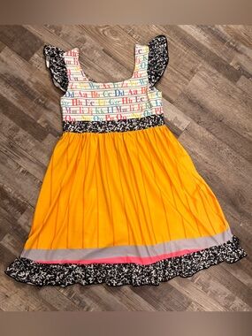 A Bee Bug Boutique pencil dress size 10 girls new without tags